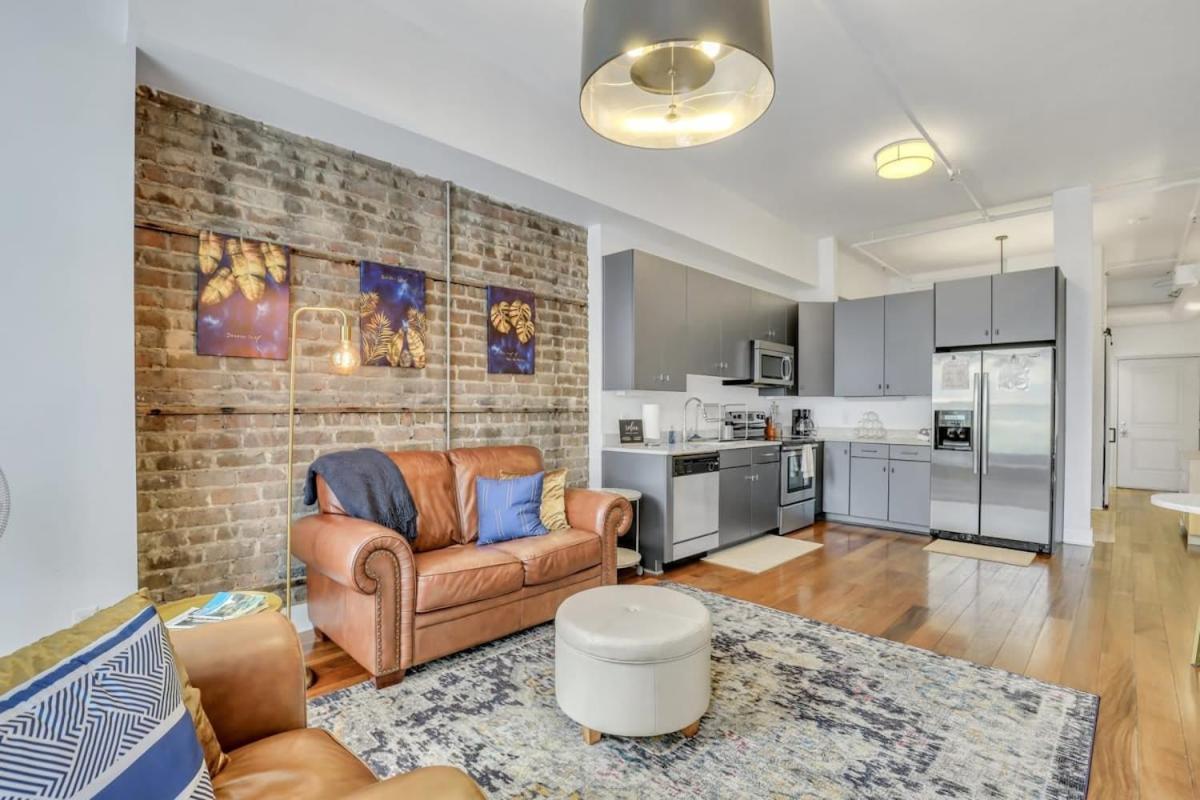 Lush Savannah Loft - Near Plant Riverside District Esterno foto